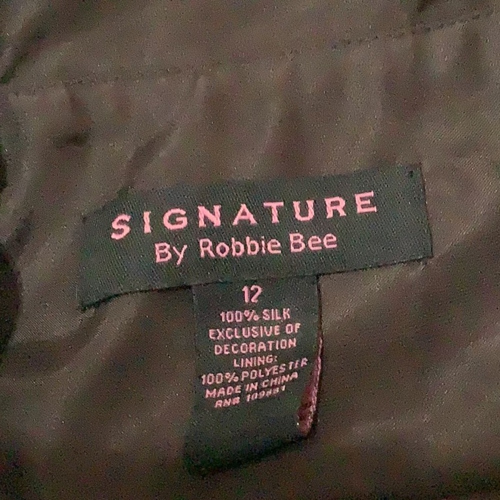 Signature by Robbie Bee Black Midi Dress - Picture 11 of 12